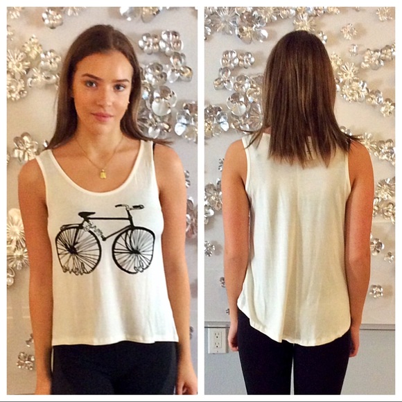 Ringostone Tops - Ringostone white tank rhinestones NWT size Large